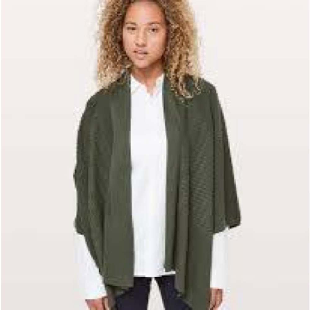 Lululemon Athletica Dark Green Dreamweaver Wrap